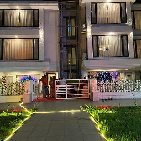 Beach Paradise Miramar Goa Panaji Exterior photo