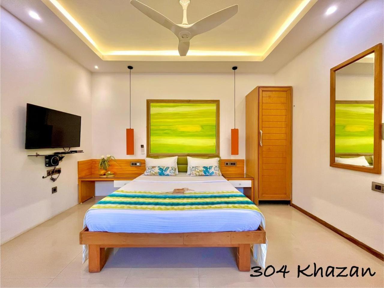 Beach Paradise Miramar Goa Panaji Exterior photo